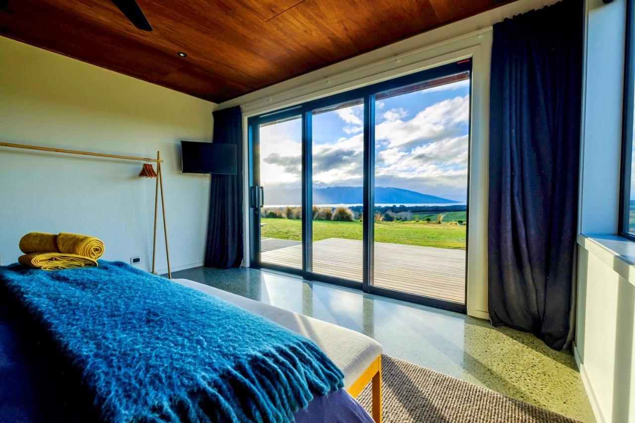 Fiordland Eco-Retreat -- Panoramic Views -- Hot Tub Villa Te Anau Buitenkant foto